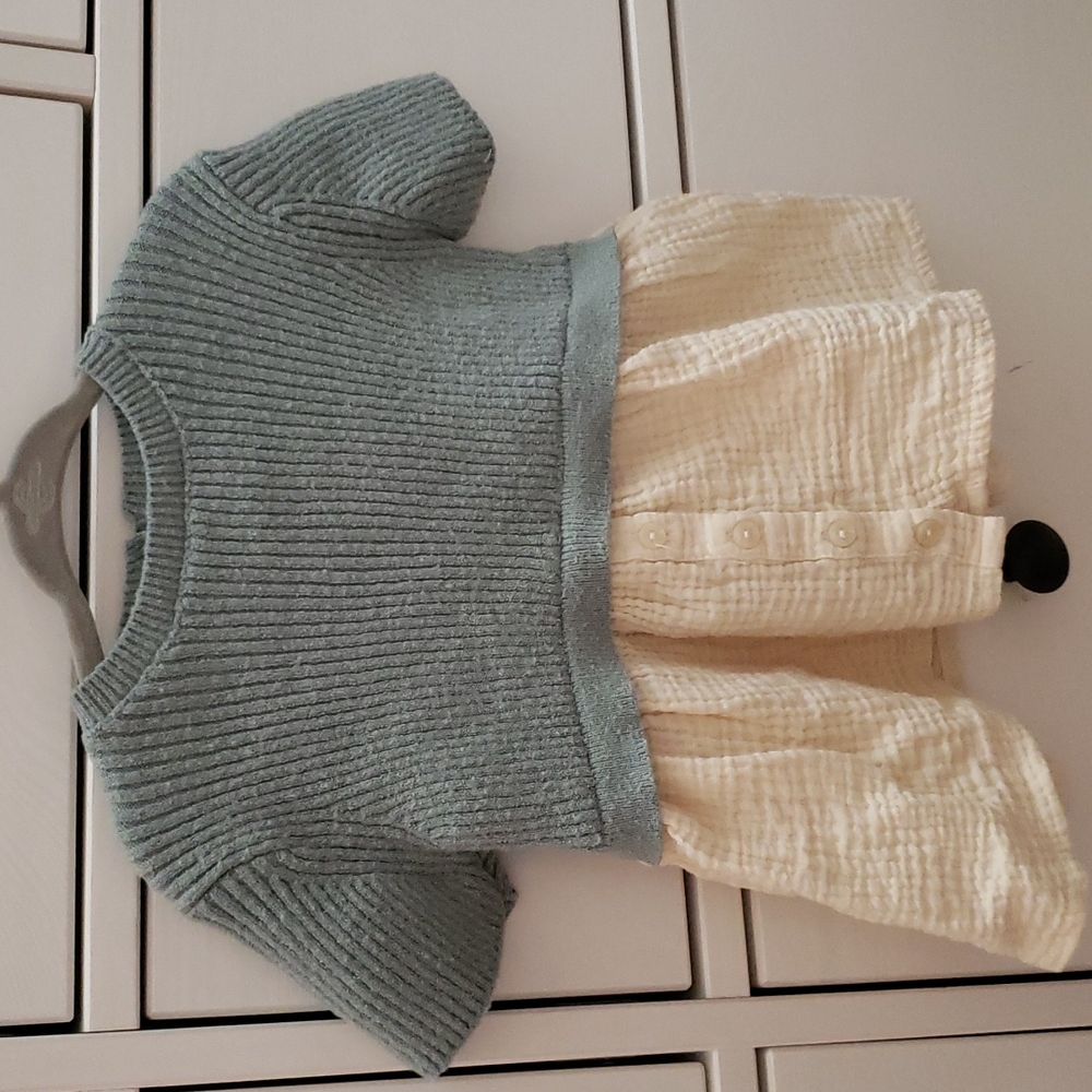 Zara Kids green/cream sweater dress. Size 6-9 months.